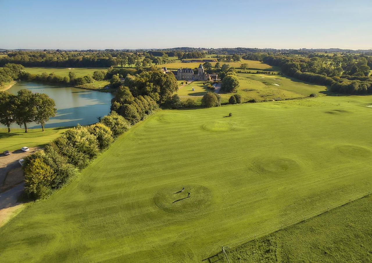 Chateau Du Bois-Guy Golf Parigné Exterior foto