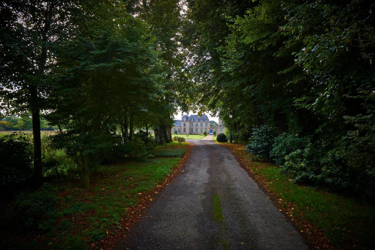 Chateau Du Bois-Guy Golf Parigné Exterior foto